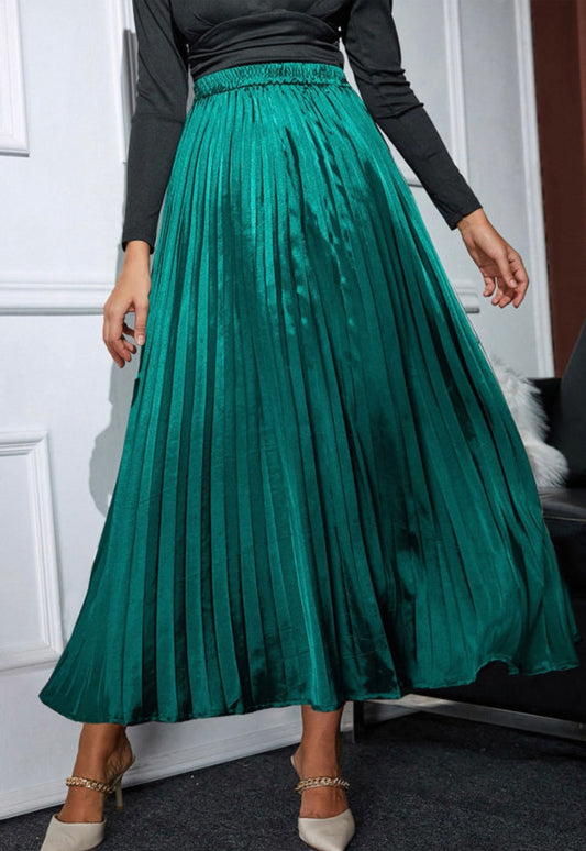 Pleated maxi skirt