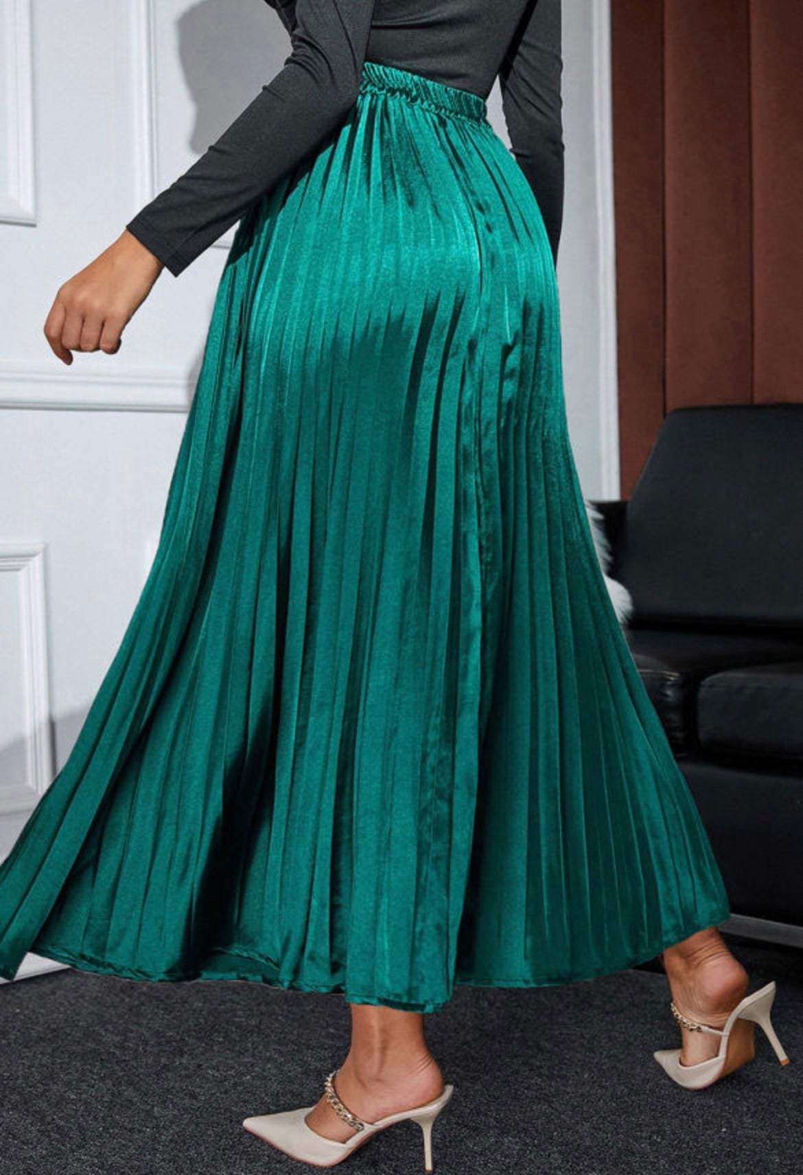 Pleated maxi skirt