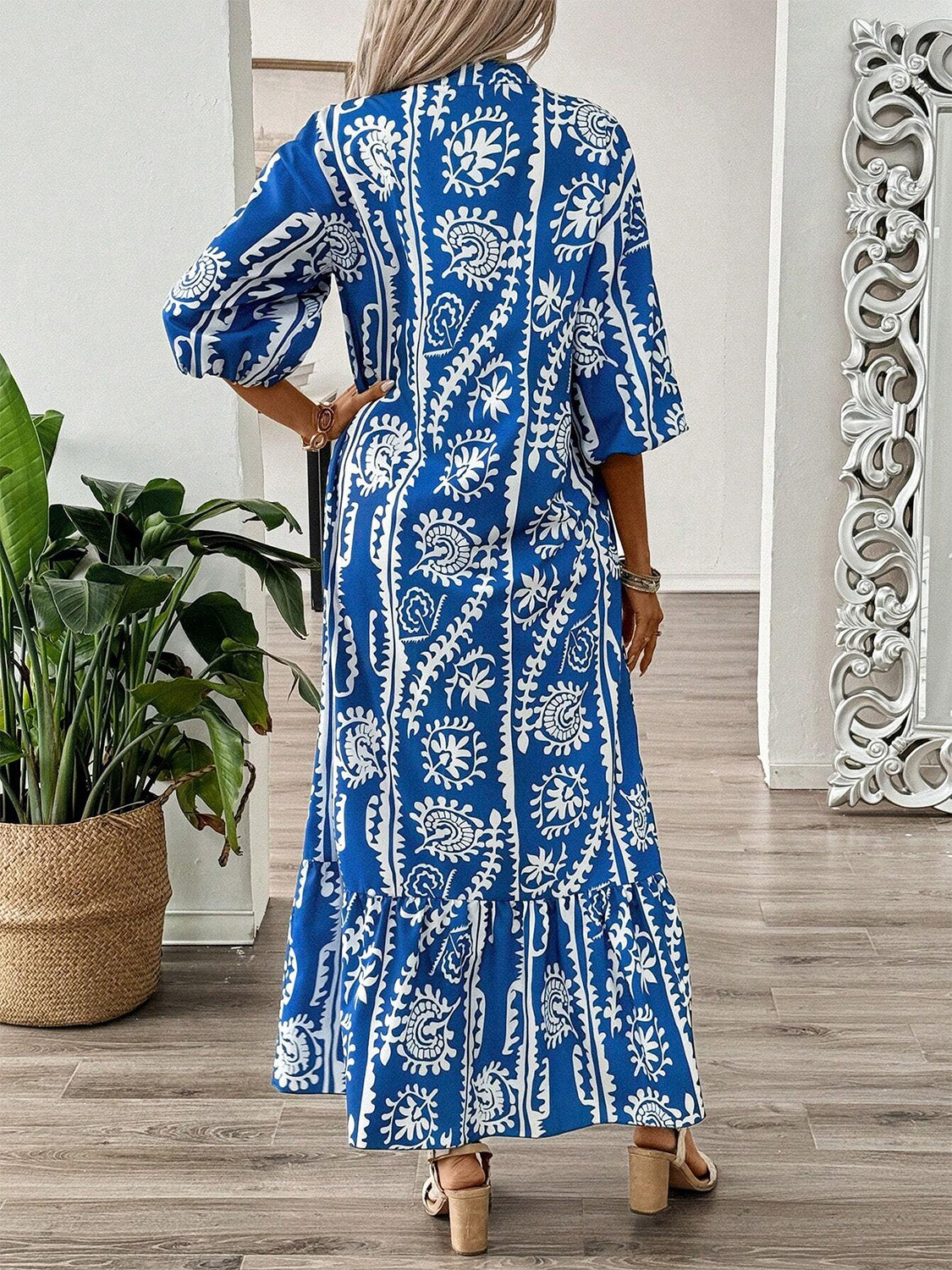 Notched sleeve Maxi Dress